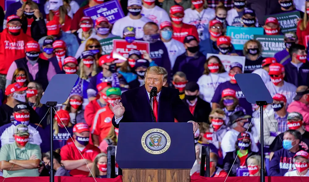 El presidente y candidato a la reelección, Donald Trump, durante un mitin en Ohio este lunes 21 de setiembre. Foto: EFE