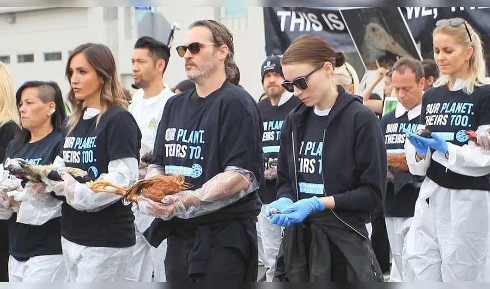 Joaquin Phoenix enloquece de amor por Rooney Mara Joaquin Phoenix enloquece de amor por Rooney Mara