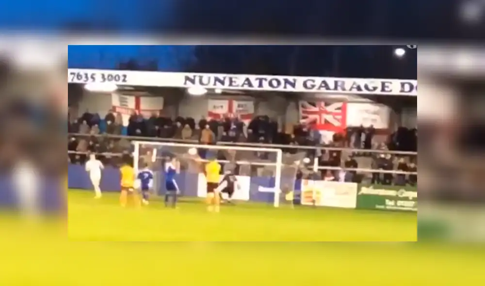Final del penal de un arquero sorprendió a internautas de Twitter. Foto: Captura Final del penal de un arquero sorprendió a internautas de Twitter. Foto: Captura