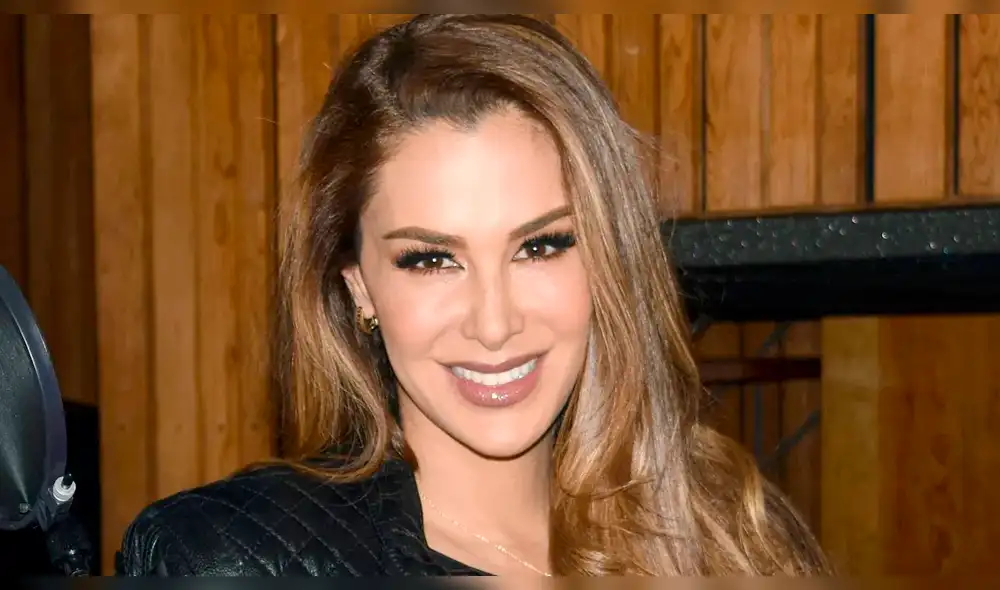Ninel Conde presume nuevo look y fans se dividen 