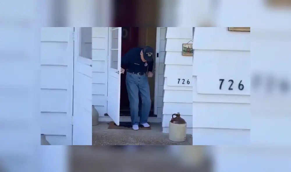 Desliza hacia la izquierda para ver más del video viral Desliza hacia la izquierda para ver más del video viral