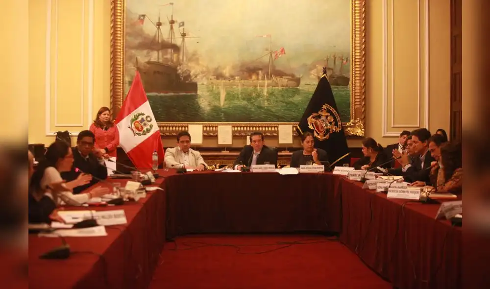 Reforma electoral continúa estancada en Constitución