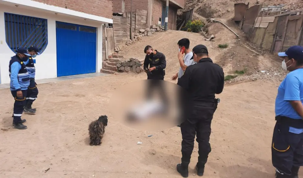 Policía encontró siete casquillos de bala en la escena. Foto: URPI - GLR Policía encontró siete casquillos de bala en la escena. Foto: URPI - GLR