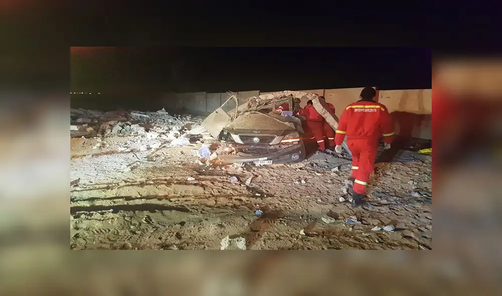 Dos hermanos mueren a bordo de camioneta que chocó mientras huía de la Policía