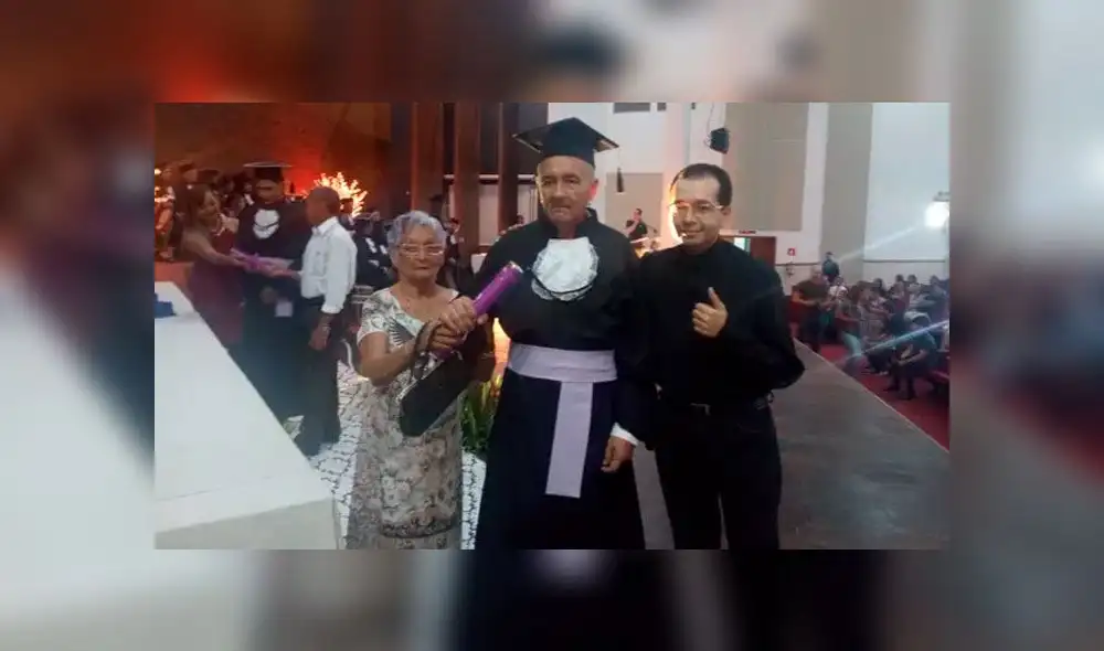 Elias Moreira de Araújo logró terminar su carrera de Filosofía a las 63 años. Foto: archivo personal Elias Moreira de Araújo logró terminar su carrera de Filosofía a las 63 años. Foto: archivo personal