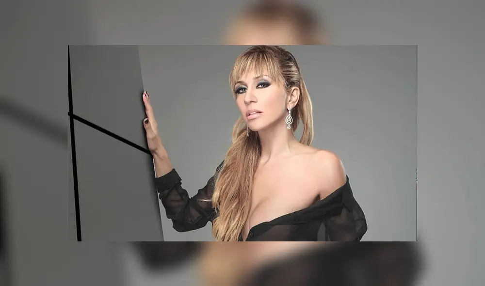 Noelia promueve su cabaret con candente baile de tubo [VIDEOS]