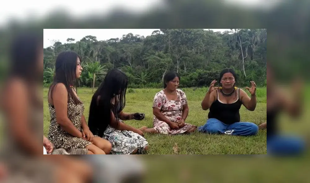 mujeres indígenas en Ecuador