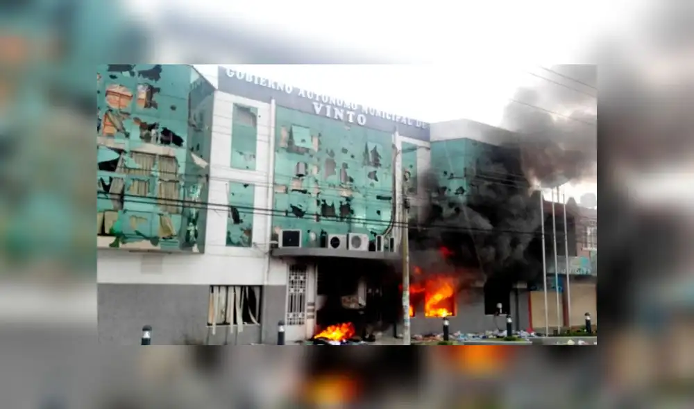 Una turba incendió el municipio de Vinto, tras acusar a la alcaldesa de ''sembrar odio'' por defender a Evo Morales. Foto: Difusión Una turba incendió el municipio de Vinto, tras acusar a la alcaldesa de ''sembrar odio'' por defender a Evo Morales. Foto: Difusión