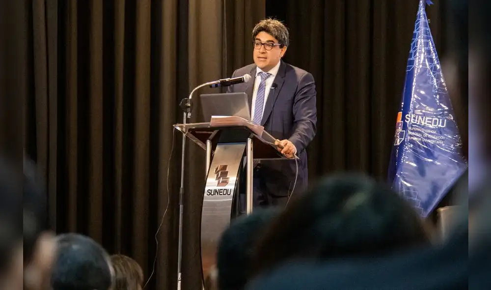 47 universidades tuvieron que cerrar 1.188 carreras para lograr licenciamiento