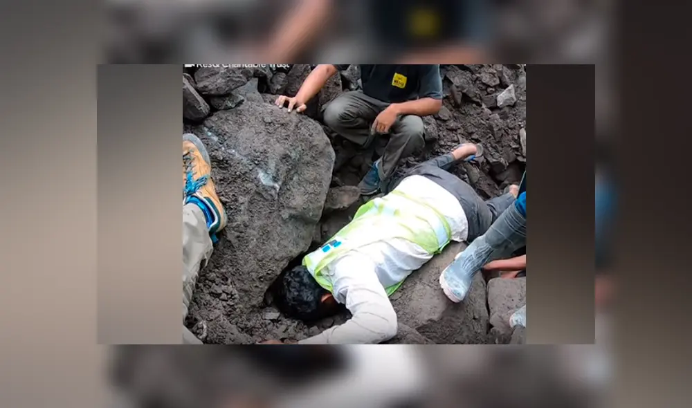 Desliza hacia la izquierda para ver el dramático momento en que los jóvenes rescatan a los perros. Video viral de YouTube.