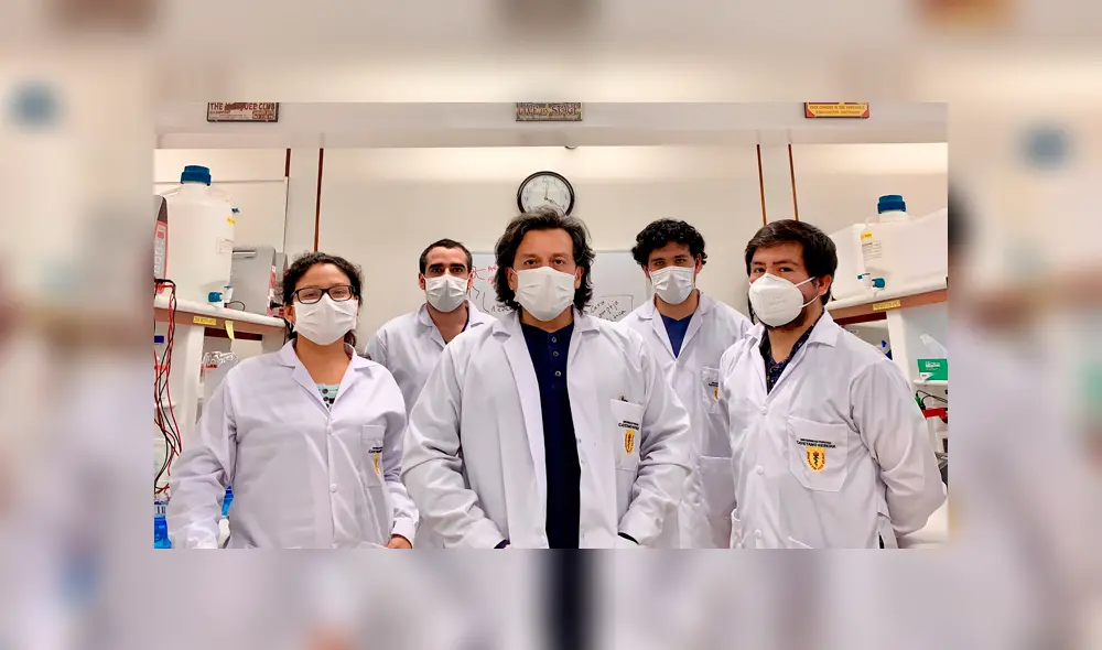 Equipo que desarrolla la prueba molecular en el Perú. Foto: Twitter