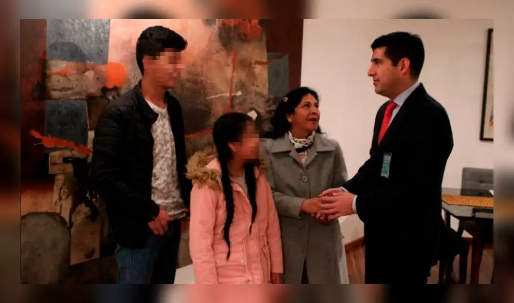 Lilia Paredes y sus hijos se encuentran en México tras dejar el país gracias a un salvoconducto. Foto: Twitter