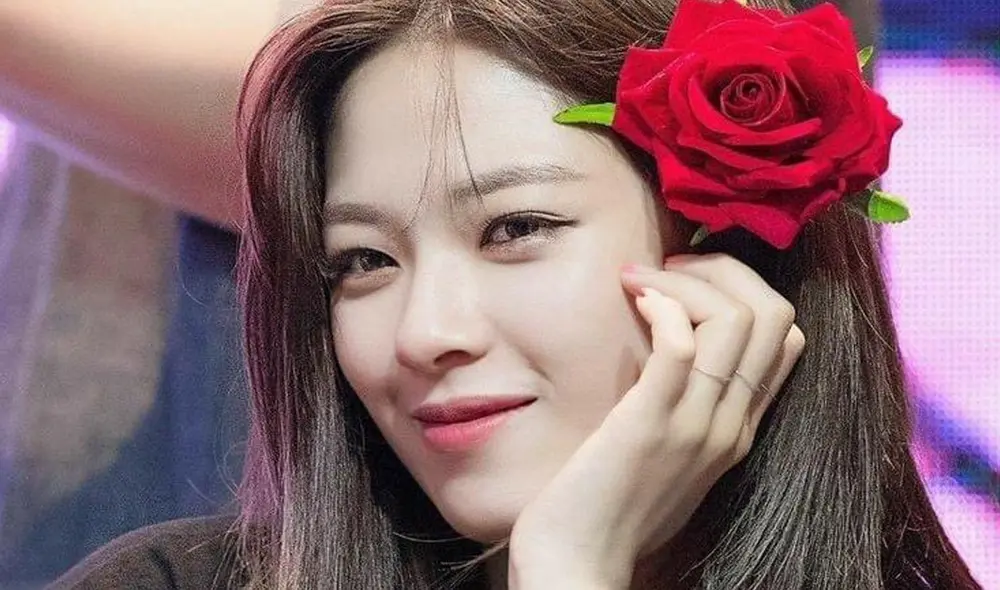 Desliza para ver más fotografías de Jeongyeon de TWICE. Foto: JYP