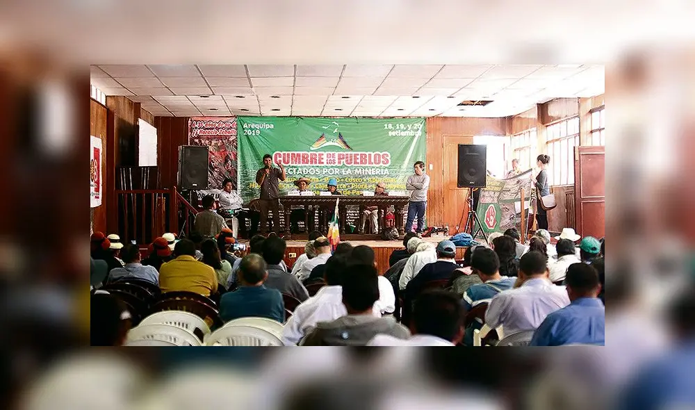 ponenciaS. Opositores a minería iniciaron su cumbre. ponenciaS. Opositores a minería iniciaron su cumbre.