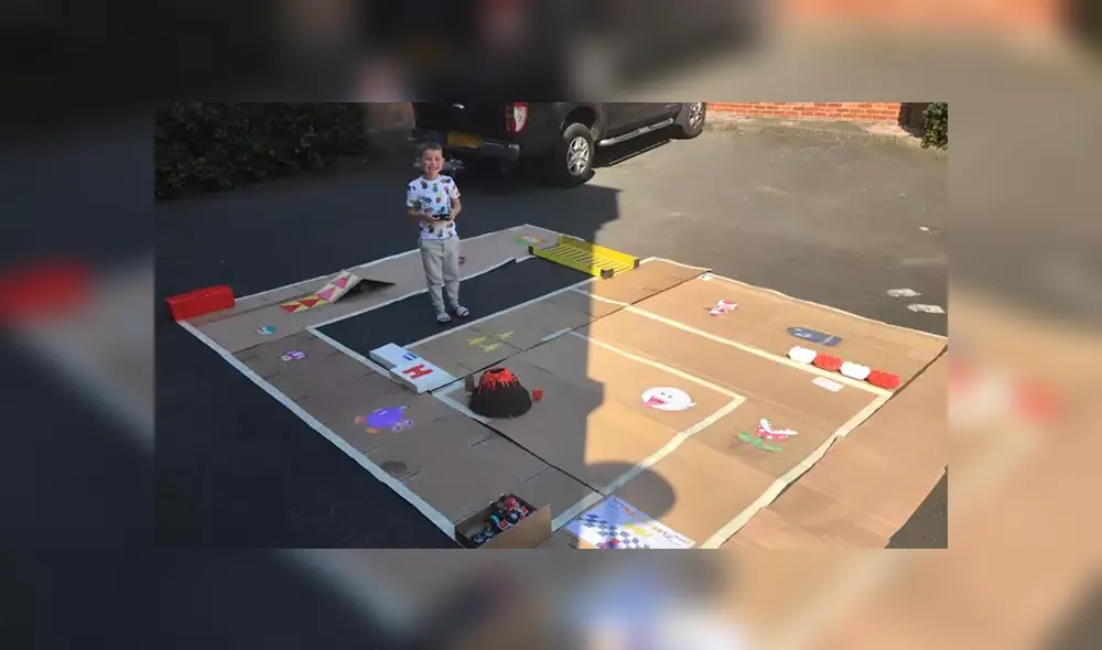 En Facebook se hizo viral el increíble circuito de Mariko Kart que un padre construyó para su hijo. En Facebook se hizo viral el increíble circuito de Mariko Kart que un padre construyó para su hijo.