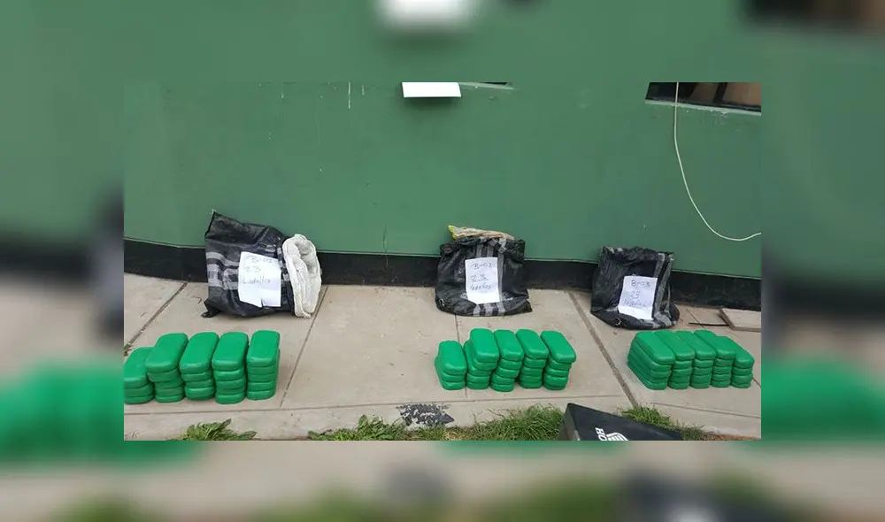 Puno: en encomienda de chocolates, hallan 100 paquetes de droga Puno: en encomienda de chocolates, hallan 100 paquetes de droga