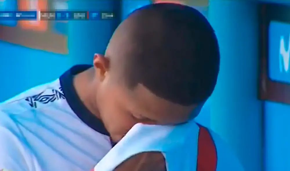 Rodrigo Vilca disputó su último partido con la camiseta del Deportivo Municipal ante Universitario. Foto: Captura de Gol Perú Rodrigo Vilca disputó su último partido con la camiseta del Deportivo Municipal ante Universitario. Foto: Captura de Gol Perú