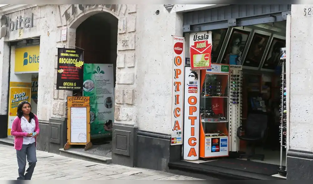 Municipalidad de Arequipa notificará a locales que tengan carteles con faltas ortográficas Municipalidad de Arequipa notificará a locales que tengan carteles con faltas ortográficas