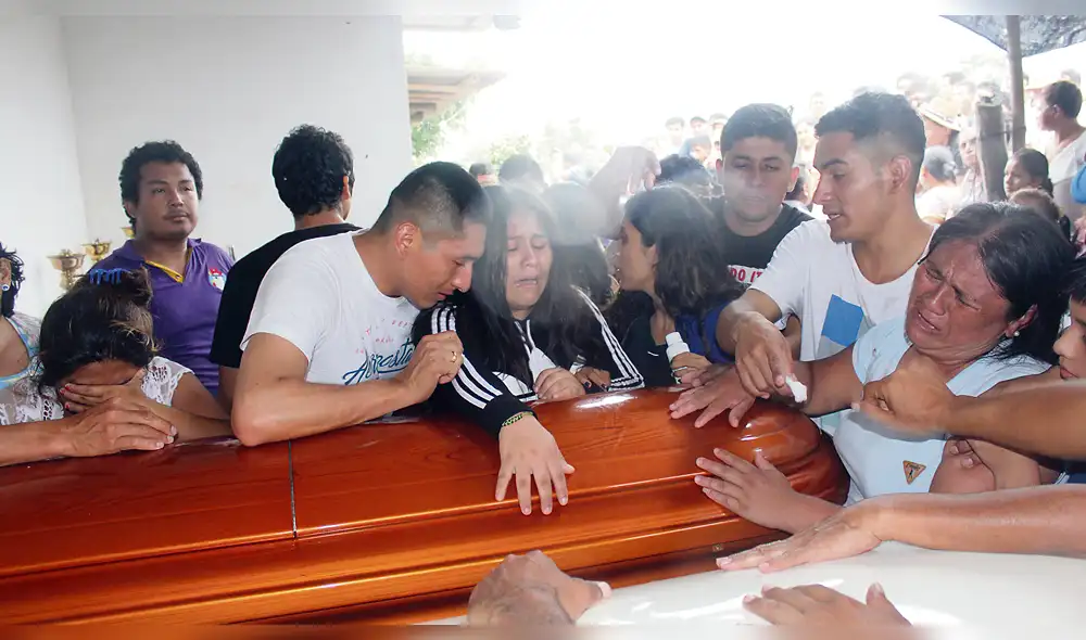 Oyotún llora a las víctimas del incendio de bus interprovincial [VIDEO]