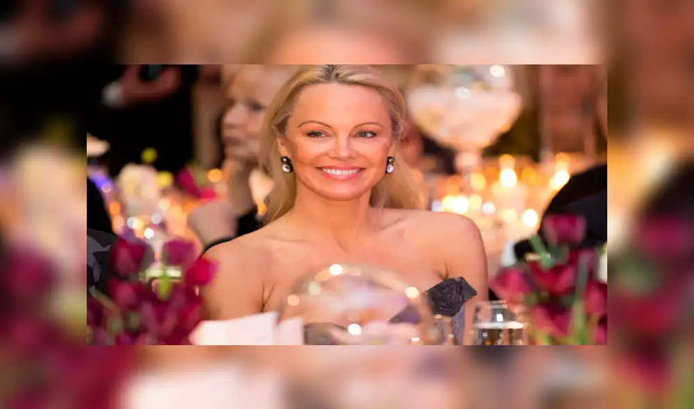 Pamela Anderson seduce con desnudo artístico a sus 50 años [FOTOS]