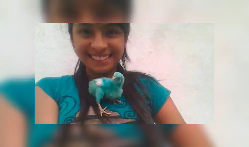 Facebook viral: joven se gradúa junto a su gallo a quien rescató cuando era un pollito pintado [FOTOS]