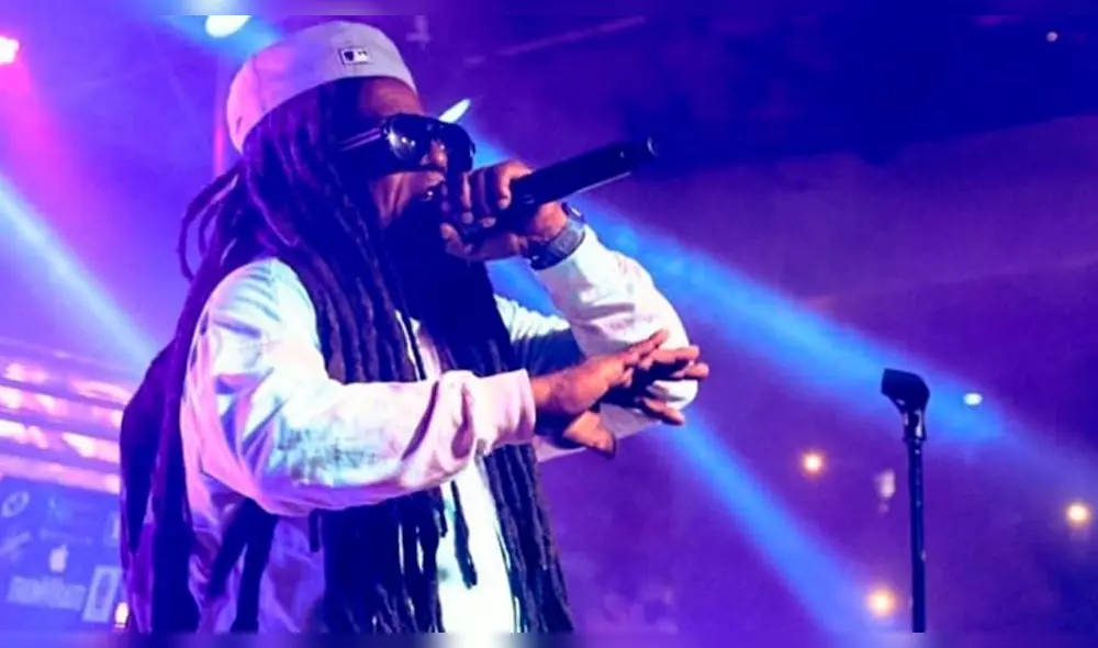 Tego Calderón ebrio