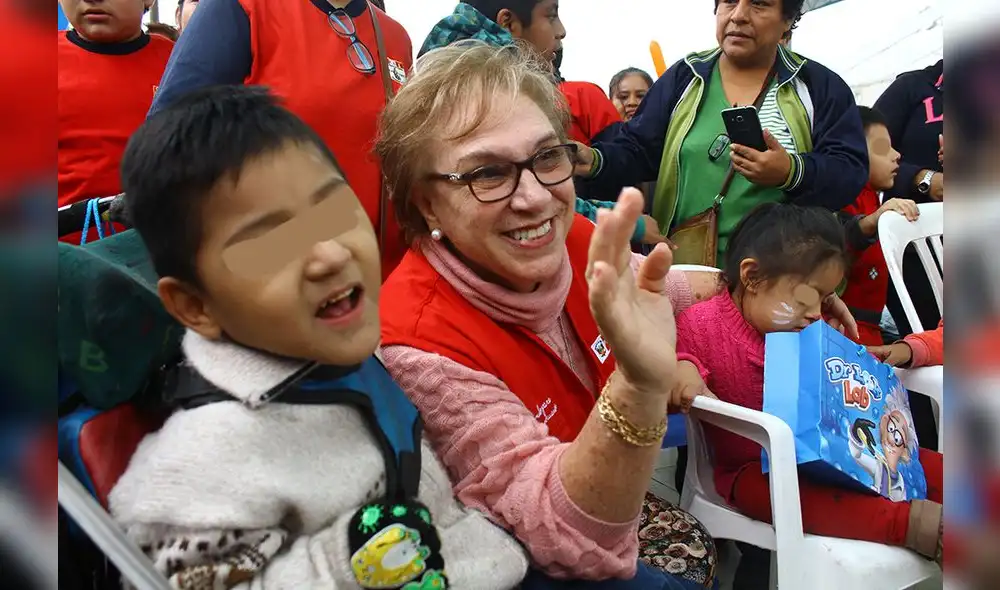 MIMP-CONADIS certifican a niños, niñas y adolescentes con discapacidad MIMP-CONADIS certifican a niños, niñas y adolescentes con discapacidad