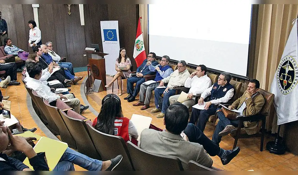 Cuestionan lentitud en proceso de reconstrucción