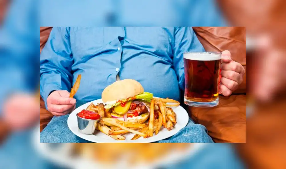 Esta sería la razón por la que continúas comiendo pese a que estás lleno