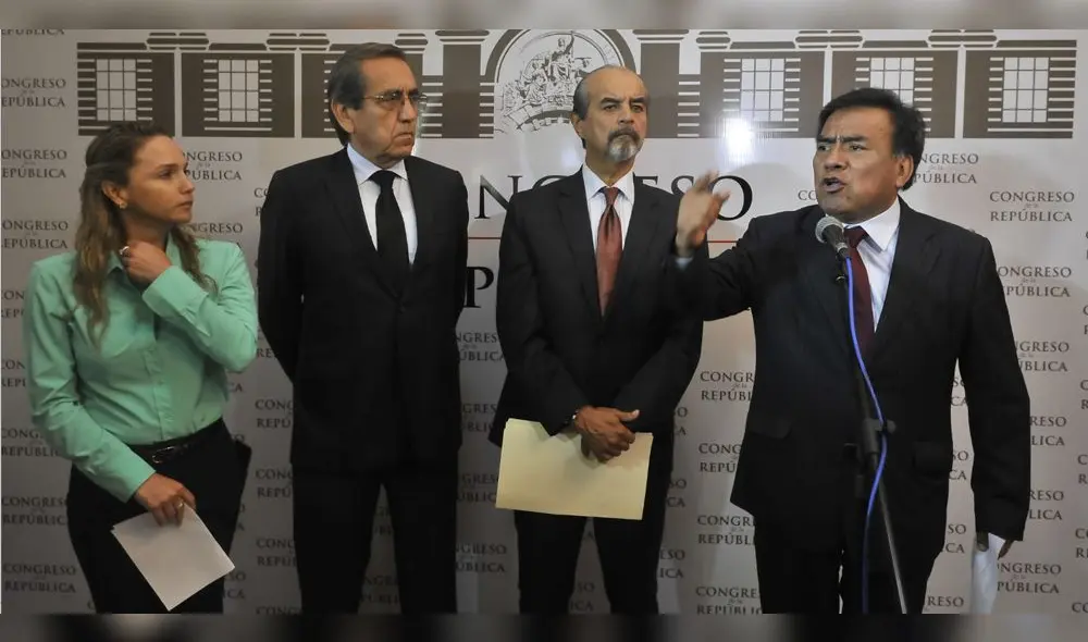 La célula parlamentaria aprista cuenta con 5 miembros en el Congreso. Foto: La República. La célula parlamentaria aprista cuenta con 5 miembros en el Congreso. Foto: La República.