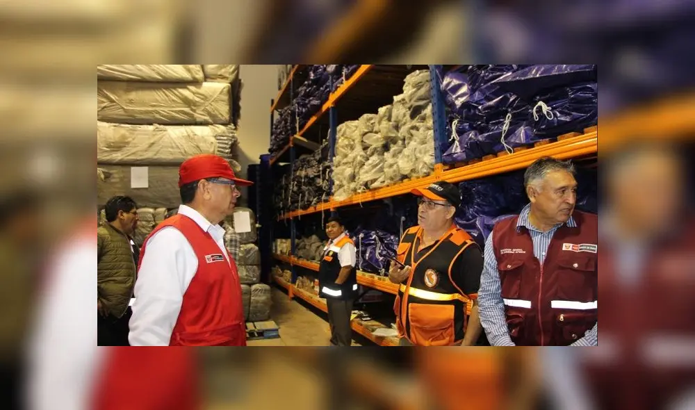 Ministro Jorge Montenegro visitó las zonas afectadas por lluvias.