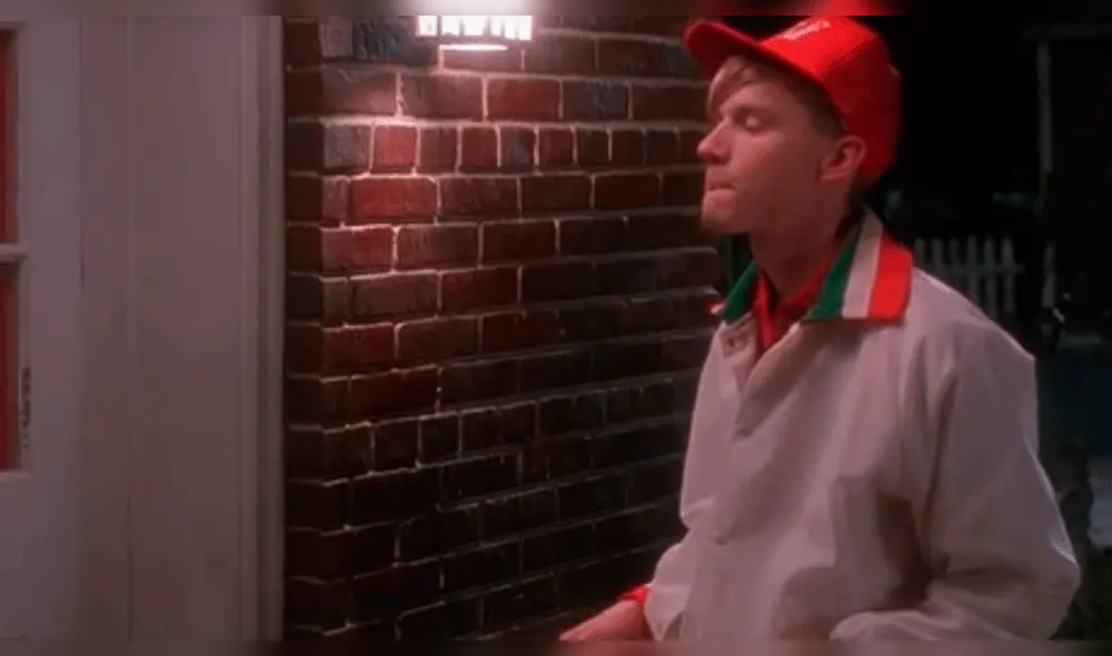 Mi pobre angelito: En víspera de Navidad, cibernautas recuerdan icónica escena