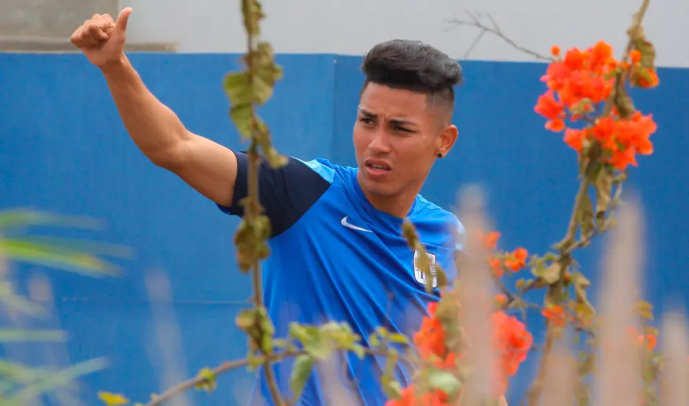 El futbolista reveló que el cuadro victoriano lo tiene en la mira de cara a la próxima temporada de la Liga 1 2020. El futbolista reveló que el cuadro victoriano lo tiene en la mira de cara a la próxima temporada de la Liga 1 2020.