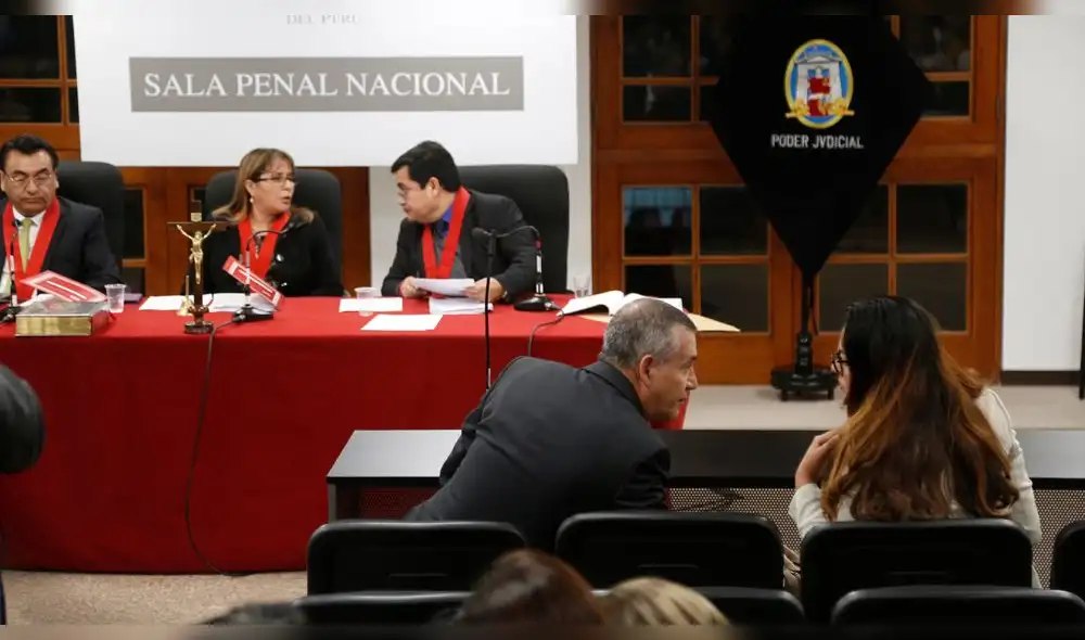 Tribunal absuelve a Daniel Urresti del crimen de periodista Bustíos Tribunal absuelve a Daniel Urresti del crimen de periodista Bustíos
