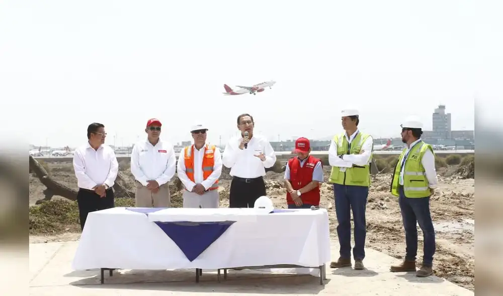 Presidente Martín Vizcarra supervisa obras en el Callao [FOTOS]