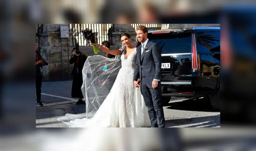 Sergio Ramos y Pilar Rubio: vestido de la novia impresiona a fans [VIDEO]