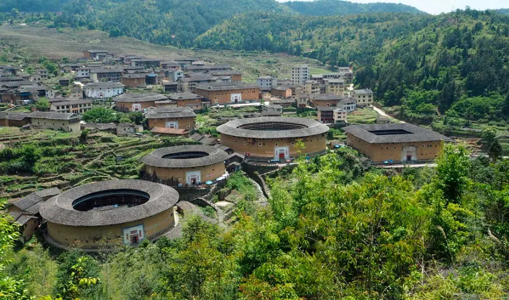 Desliza las imágenes para ver cómo luce la ciudad mostrada en la cinta de Disney Mulán Foto: captura de Google Maps Desliza las imágenes para ver cómo luce la ciudad mostrada en la cinta de Disney Mulán Foto: captura de Google Maps