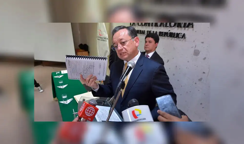 Edgar Alarcón exige millonaria indemnización por ser destituido de Contraloría 
