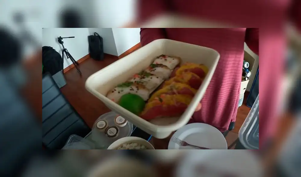 Desliza las imágenes para ver lo que contiene este lujoso platillo que es ofrecido por un restaurante peruano. Foto: El Cholo Mena/YouTube