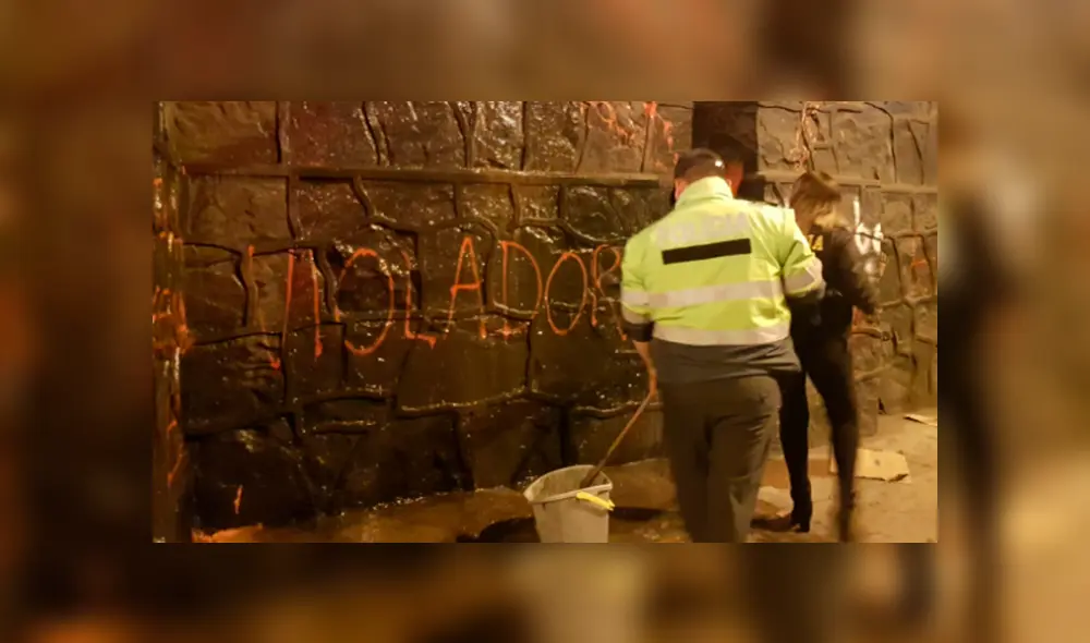 Cercado de Lima: protestan en comisaría contra policías acusados de abusar a una joven en Barranca Cercado de Lima: protestan en comisaría contra policías acusados de abusar a una joven en Barranca