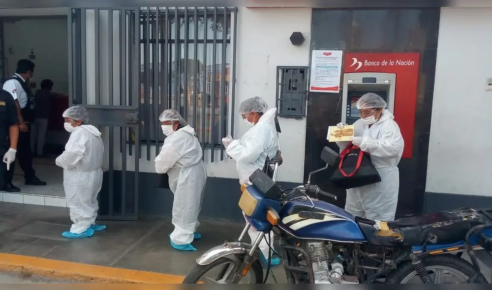 La Libertad: beneficiarios de Pensión 65 cobran con implementos de seguridad ante el coronavirus