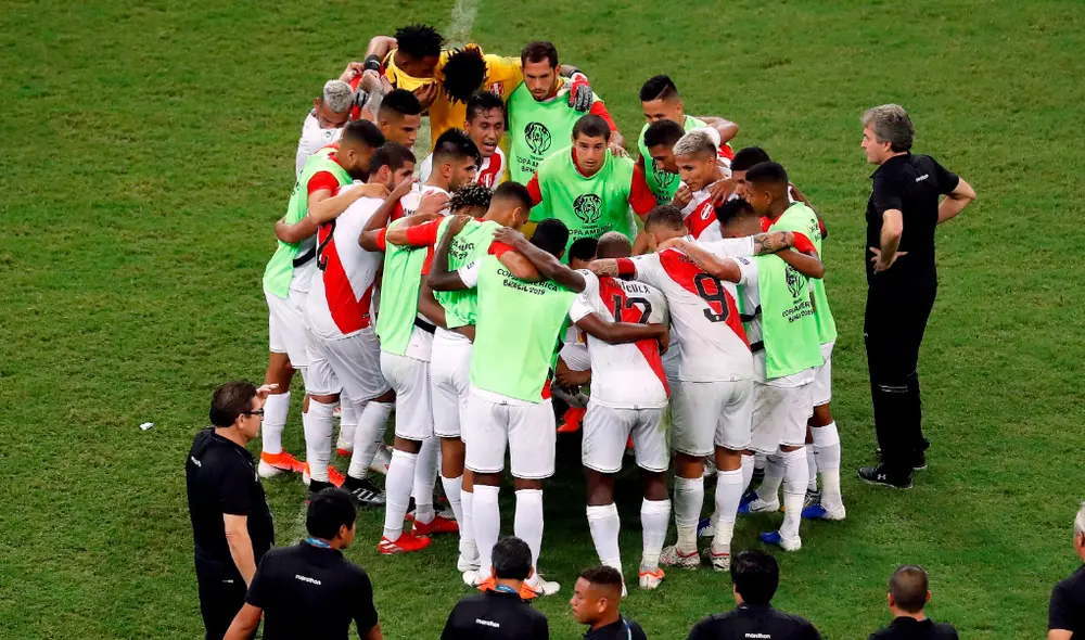 Selección peruana se suma a la fiebre del filtro de rostro 'viejo' que es viral por redes sociales.