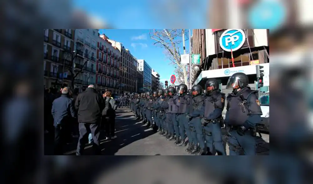 Madrid se resiste a la presión del taxi y no acepta el modelo catalán de VTC