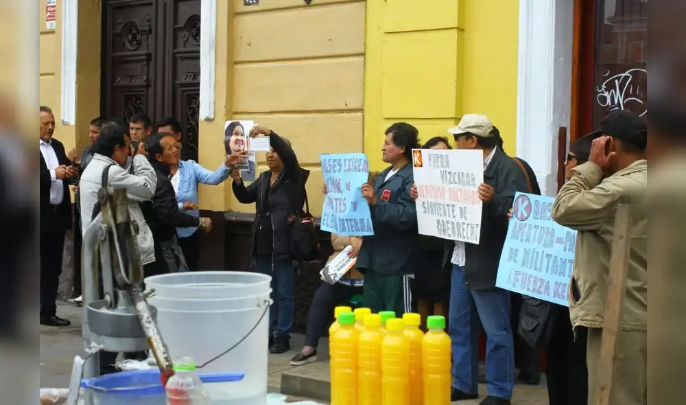 Fuerza Popular acuerda participar en elecciones congresales de enero. Foto: Virgilio Grajeda / La República. Fuerza Popular acuerda participar en elecciones congresales de enero. Foto: Virgilio Grajeda / La República.