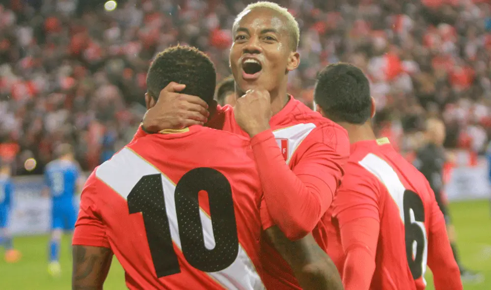 Jefferson Farfán le envió irónico mensaje a André Carrillo tras fichar por Al Hilal de Arabia. | Foto: GLR Jefferson Farfán le envió irónico mensaje a André Carrillo tras fichar por Al Hilal de Arabia. | Foto: GLR