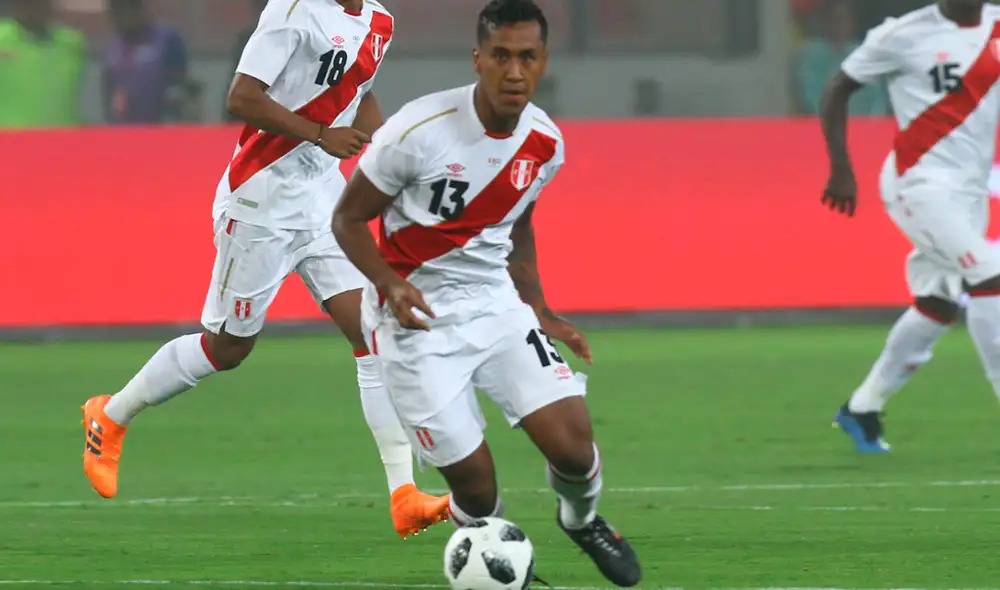 Renato Tapia es noticia en Argentina por posible llegada a Boca Juniors.