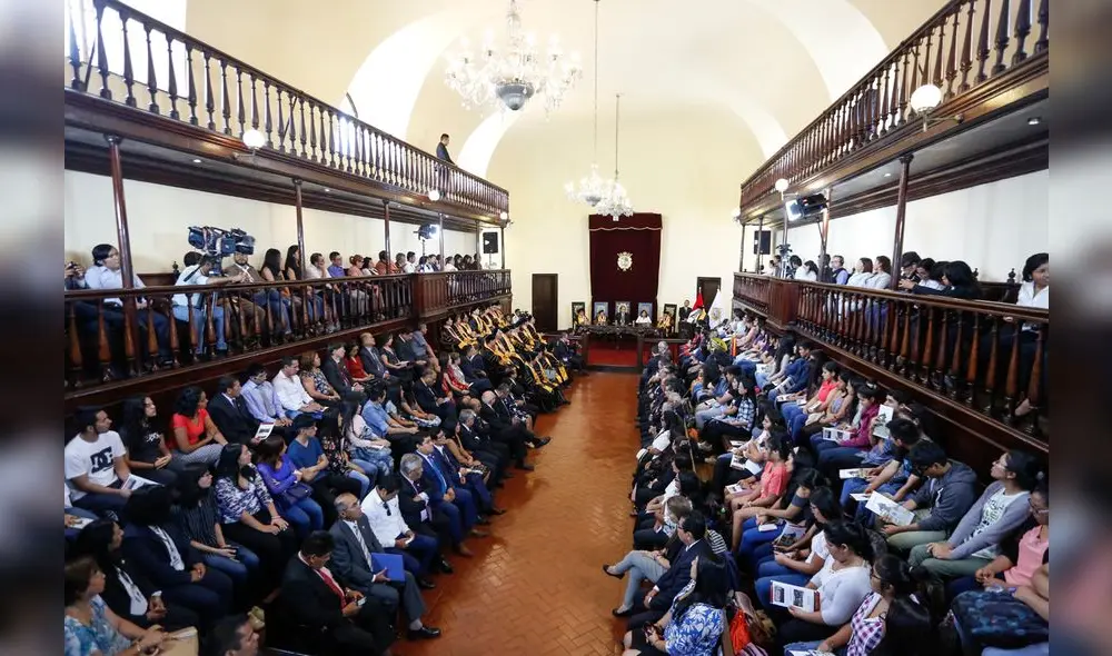 Presidente Vizcarra inauguró año académico de universidad San Marcos [FOTOS]