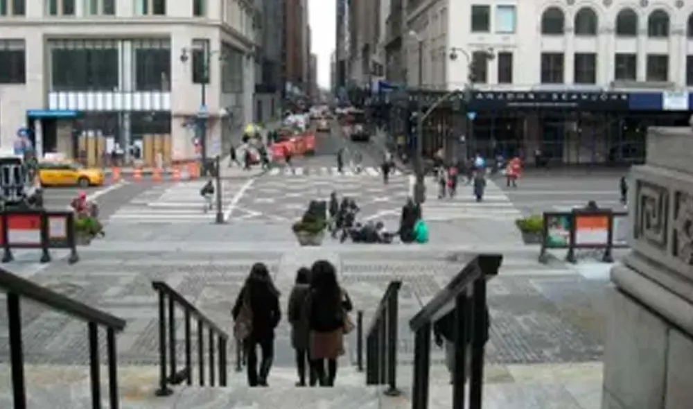 Desliza las imágenes para ver cómo luce una de las locaciones mostradas en la cinta El día después de mañana. Foto: captura de Google Maps