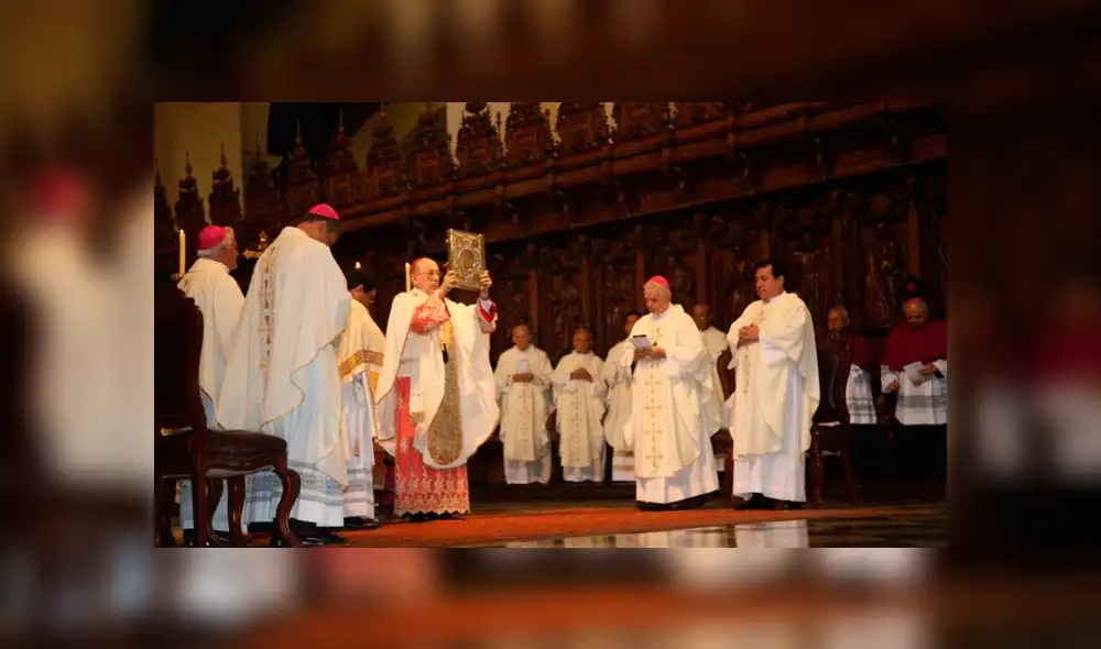 Semana Santa: cardenal Cipriani oficia Misa Crismal en la Catedral de Lima [VIDEO]