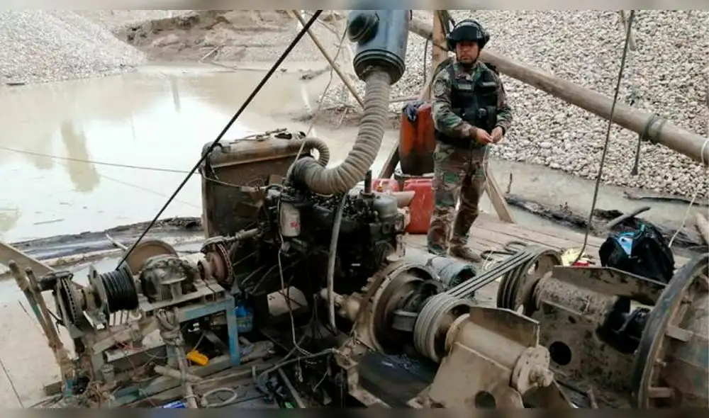 La medida fue dispuesta por la Fiscalía Especializada en Materia Ambiental, a fin de realizar un operativo para contrarrestar el avance de la minería ilegal. La medida fue dispuesta por la Fiscalía Especializada en Materia Ambiental, a fin de realizar un operativo para contrarrestar el avance de la minería ilegal.